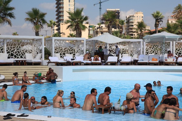 Riviera on Sunday 